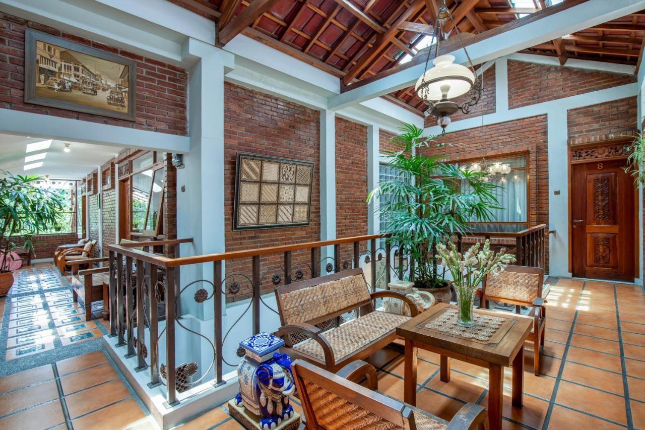 Sekararum Butik Syariah Guesthouse Bandung Exterior foto
