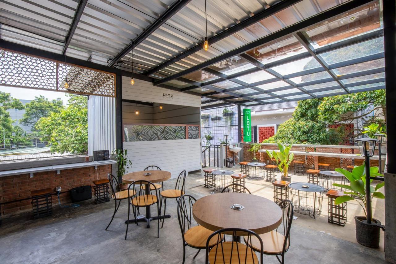 Sekararum Butik Syariah Guesthouse Bandung Exterior foto